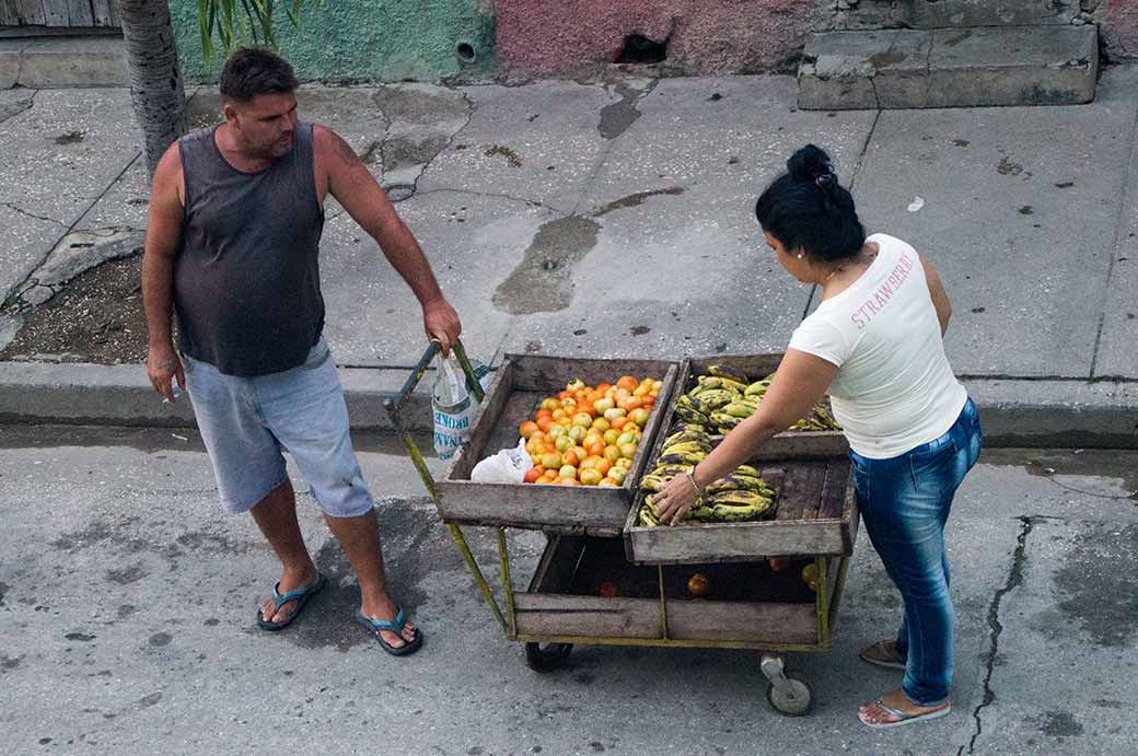 Selling vegetables, Bayamo