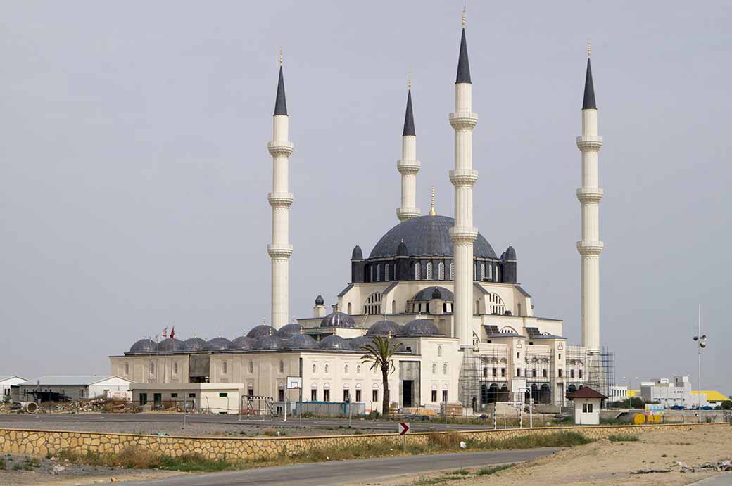 Mosque near Taşkent
