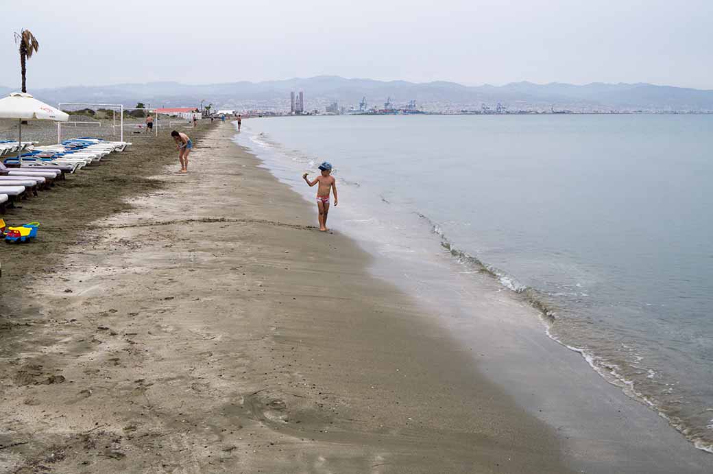 Lady's Mile Beach