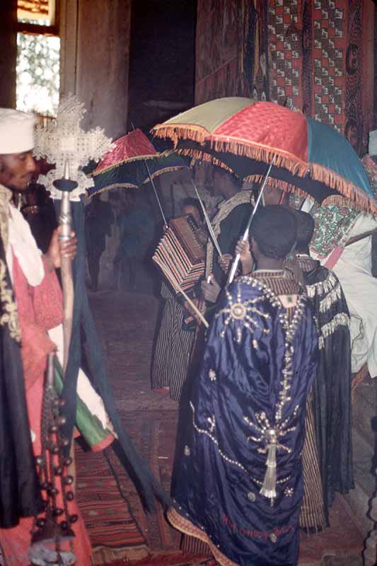 Acolytes with accordeon