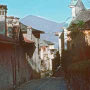 Narrow street, Orta