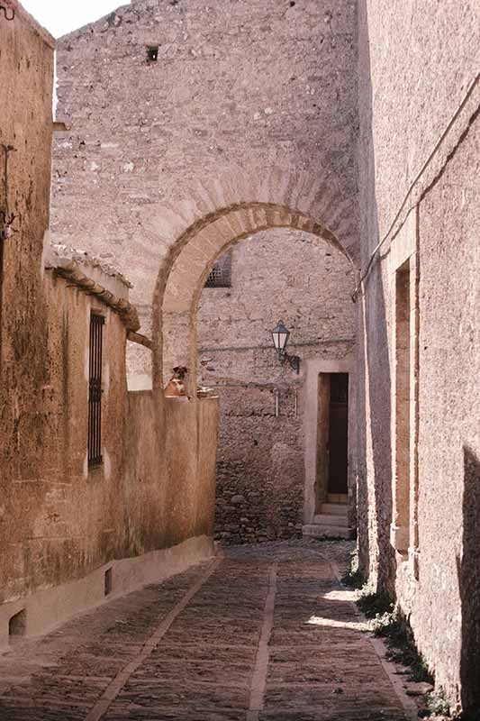 Erice alleyway