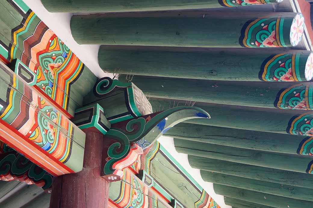 Seonjeongjeon detail