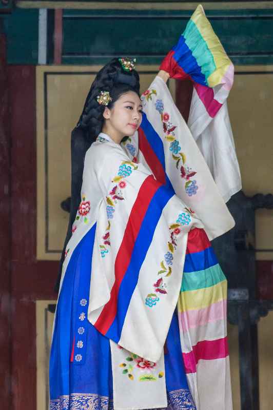 Traditional Korean dance