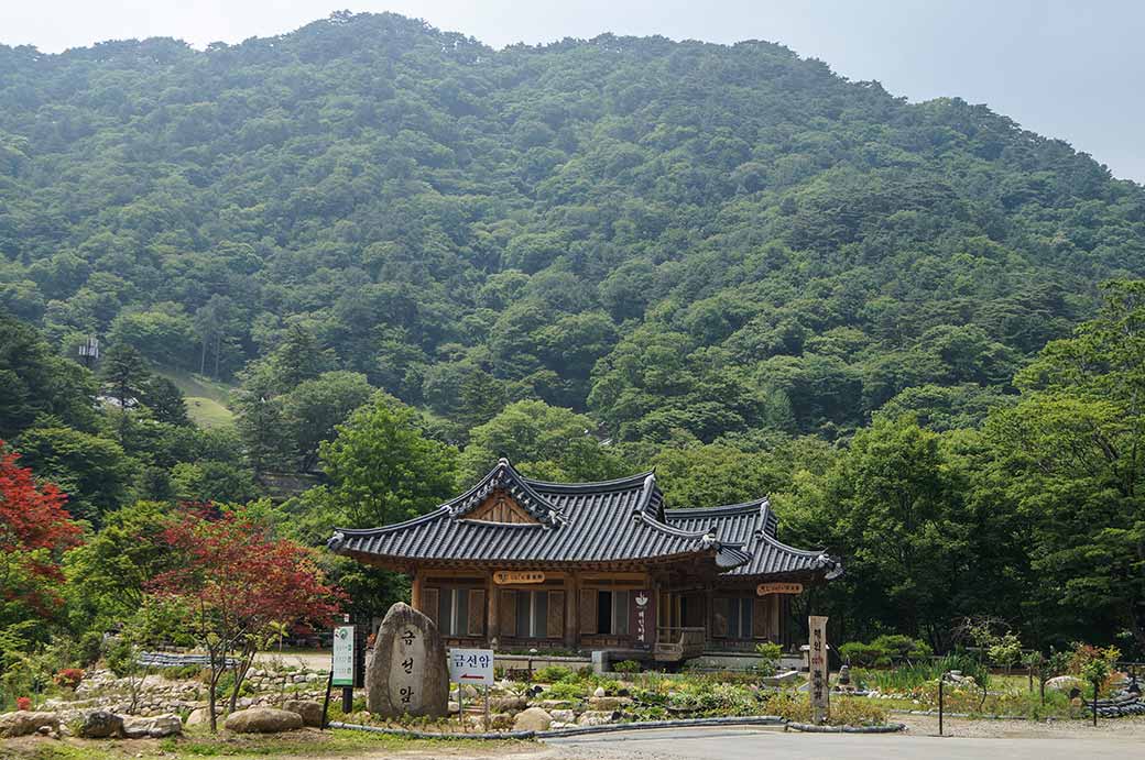 Gayasan Sorigil hermitage