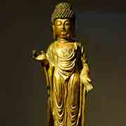 Golden Buddha statues