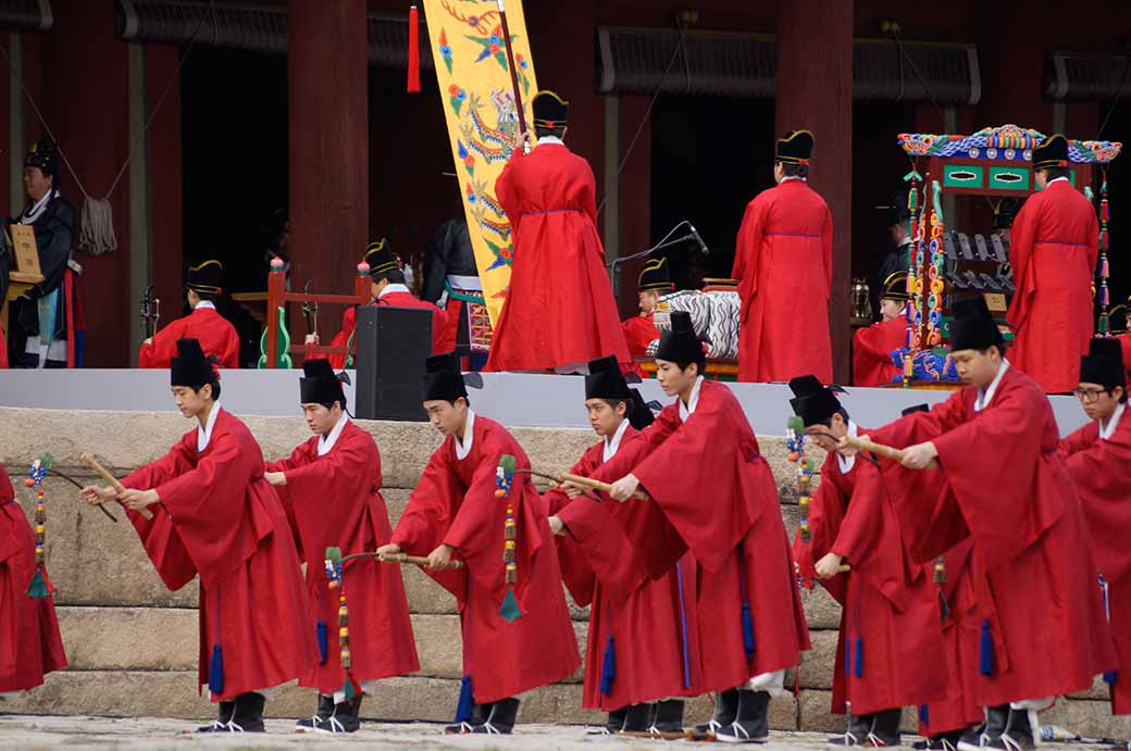 Botaepyeong-ji-mu dance