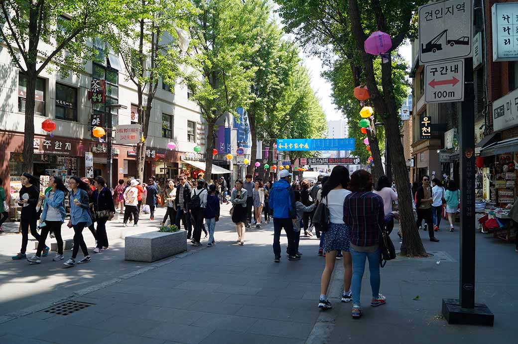 Insadong street