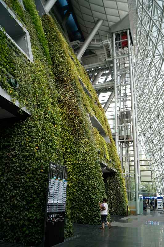 Green Wall, Seoul City Hall