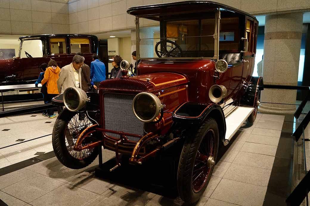 Empress Sunjeong's Daimler