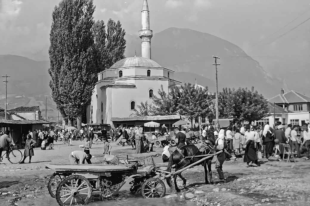 Bajrakli mosque