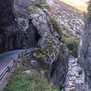 Canyon tunnel