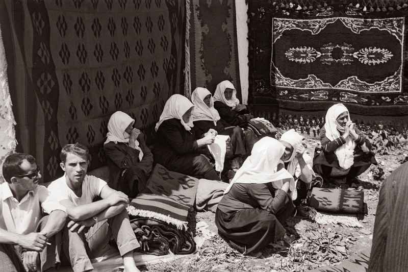 Women selling carpets