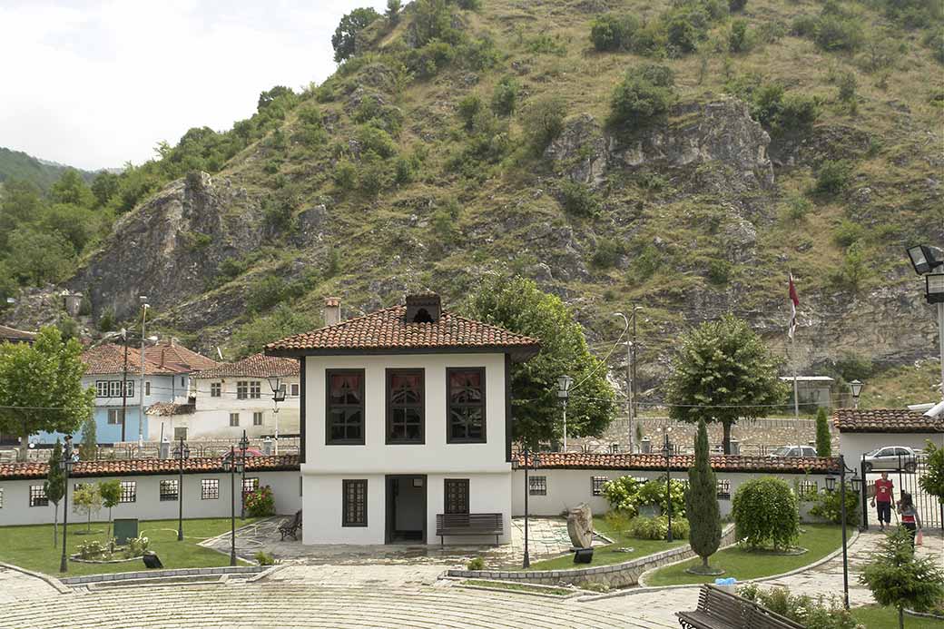 Albanian League building