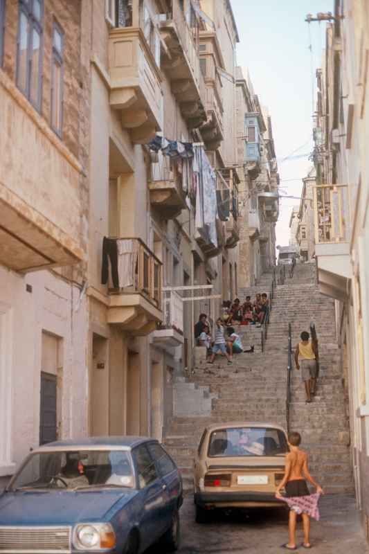 Street with steps, Senglea