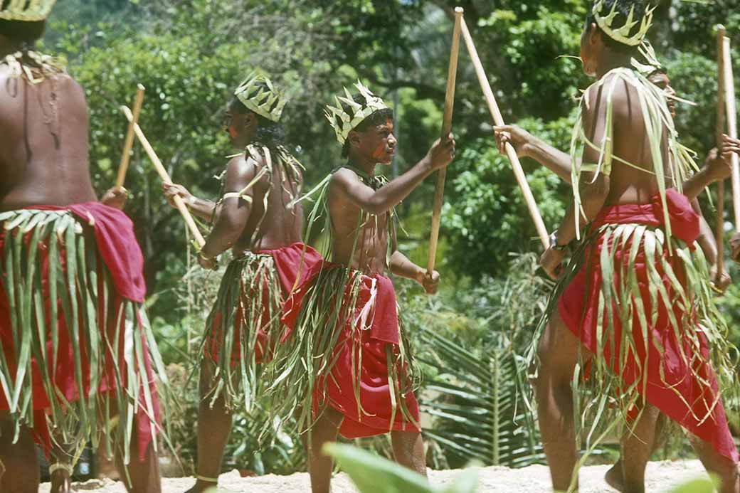 Aghurubw Warriors stick dance