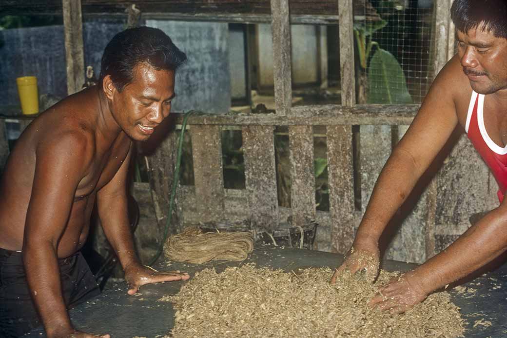 Preparation in a Sakau Bar