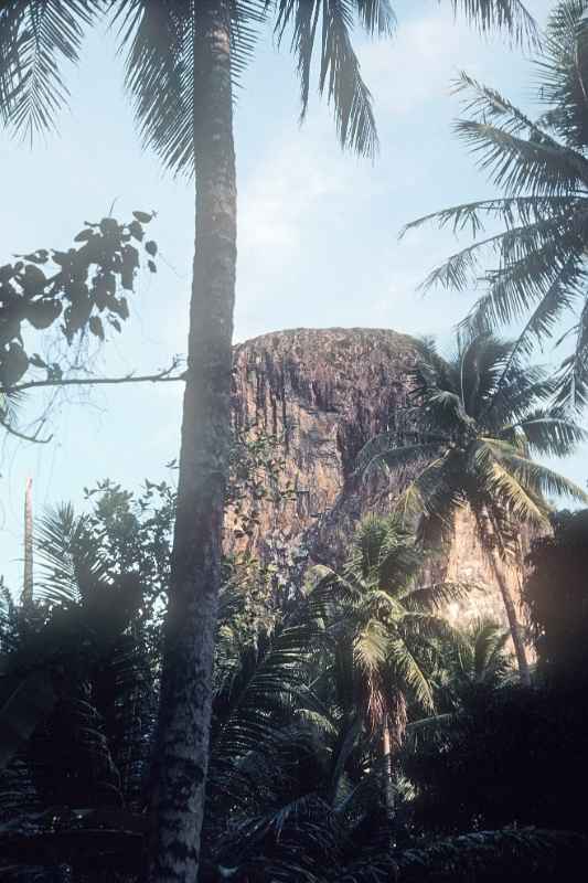 Paipalap (Sokehs Rock)