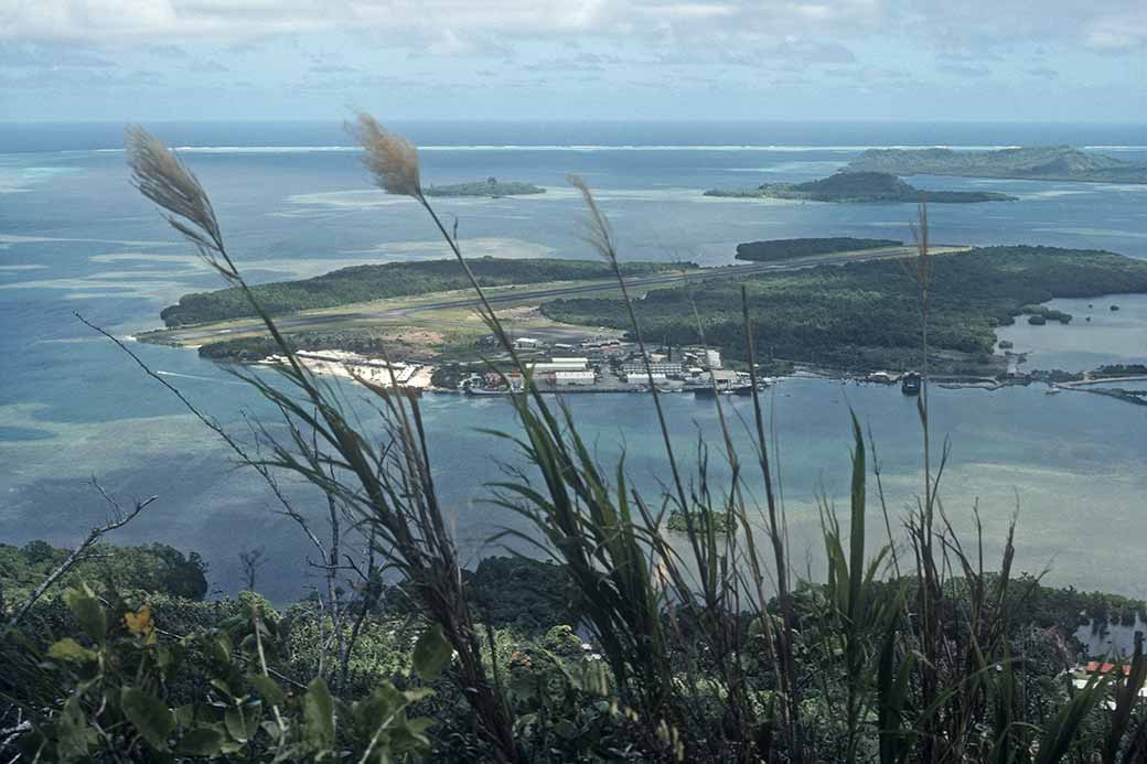 View to Airport, Dekehtik island