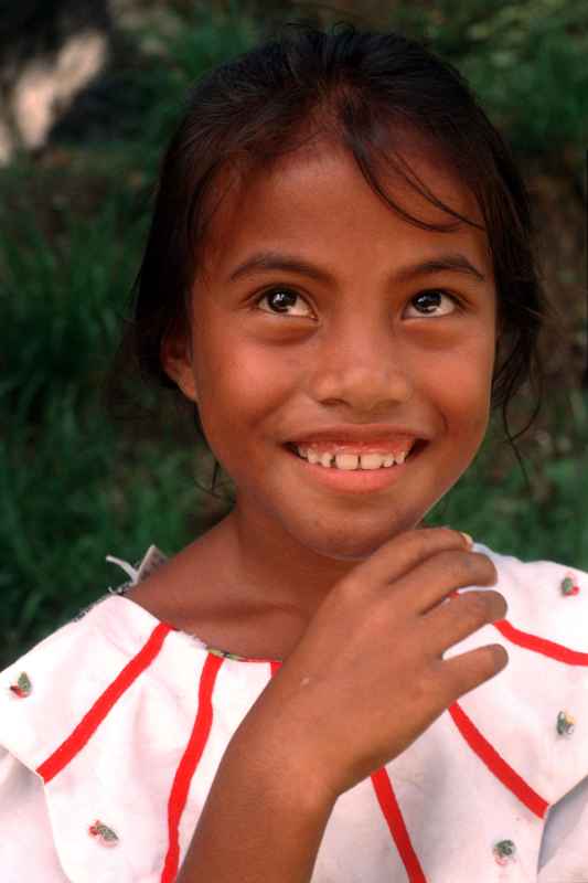 Young girl from Sapun, Tonoas