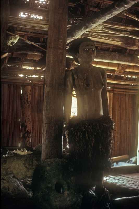 Mispil statue in Beechyal Faeluw, Maap