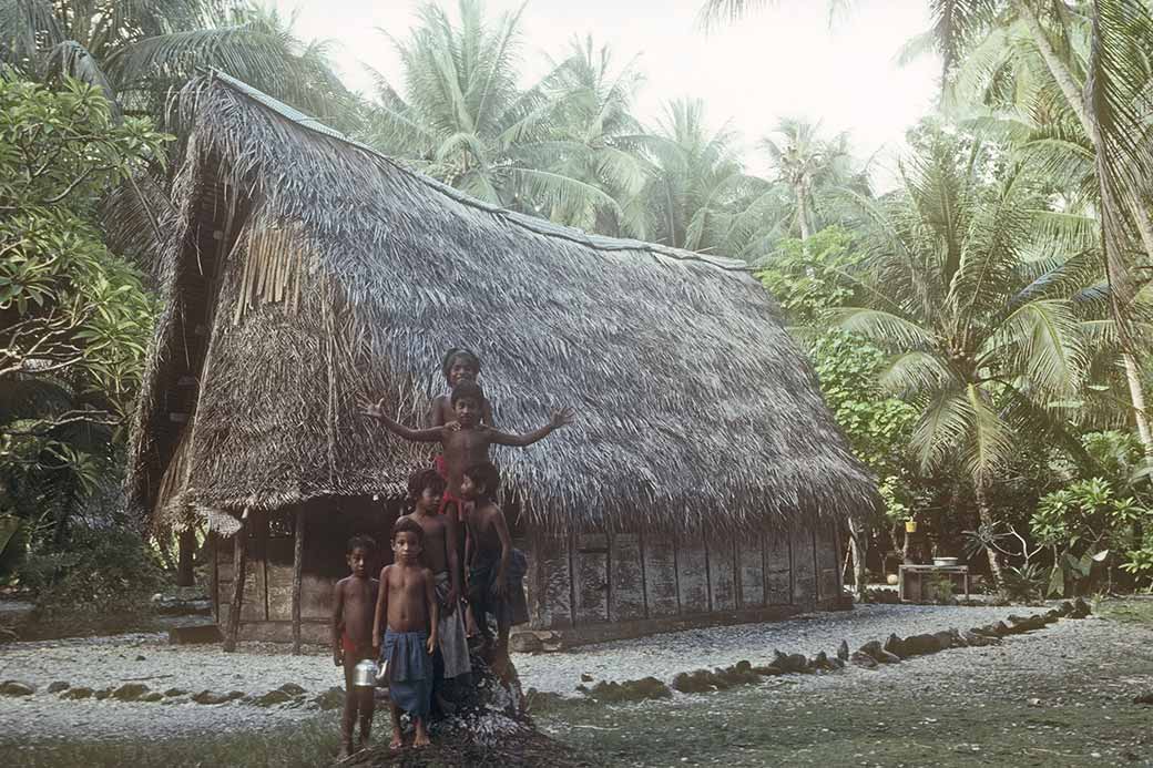 Boys of Falalop, Ifalik