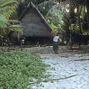 Carrying bag of copra, Woleai