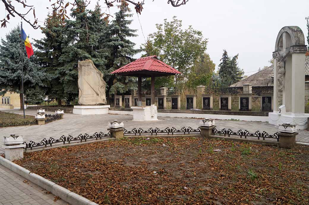 Afghanistan memorial, Soroca