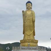 Buddha statue