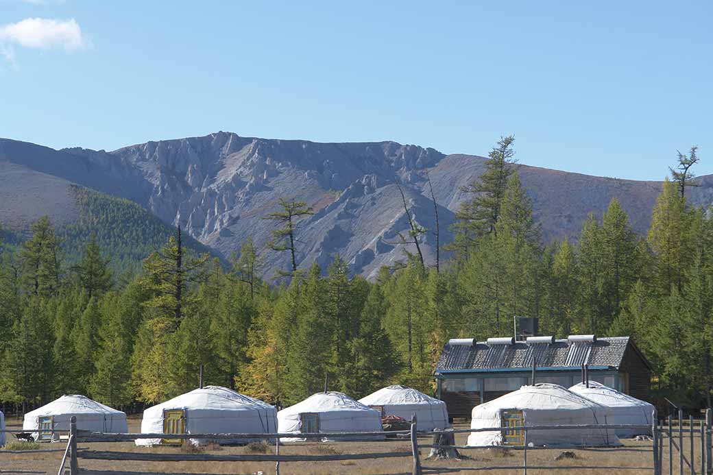 Nature's Door ger camp