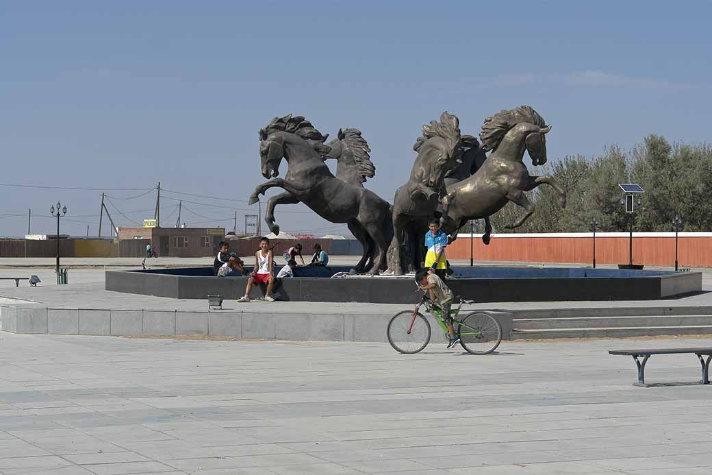 Horse fountain