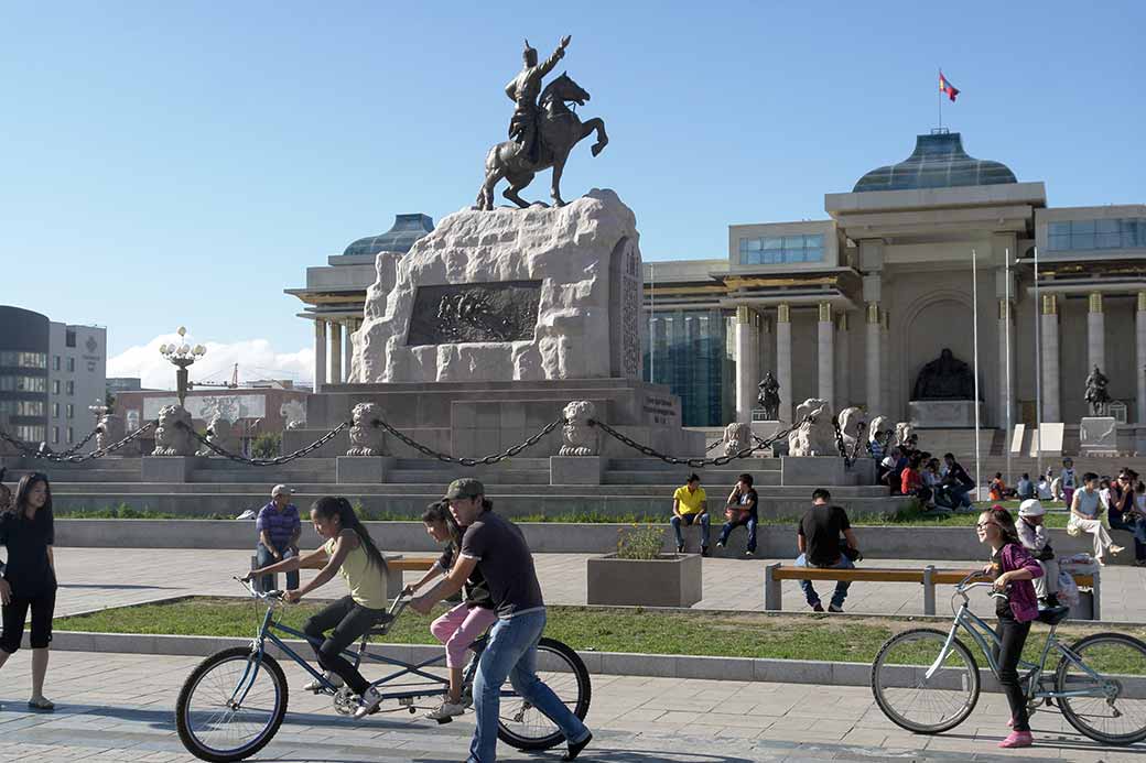 On Sükhbaatar Square