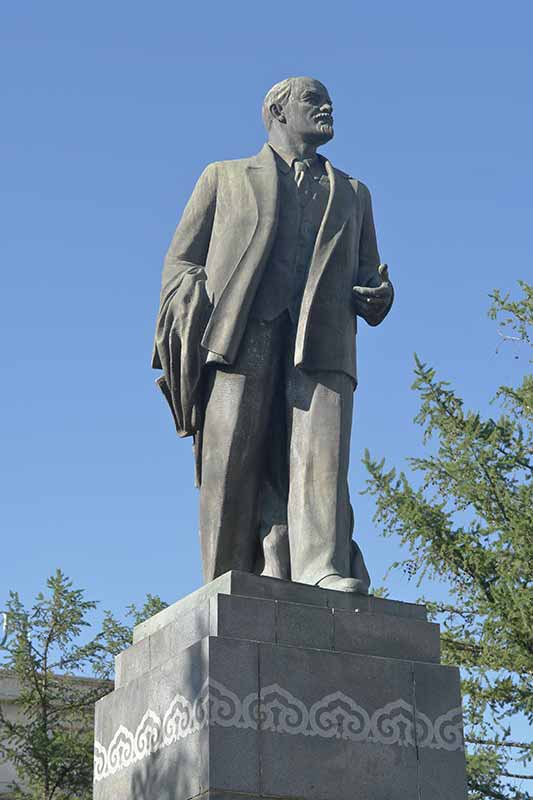 Statue of Lenin