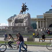 On Sükhbaatar Square