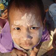 Little girl of Bago