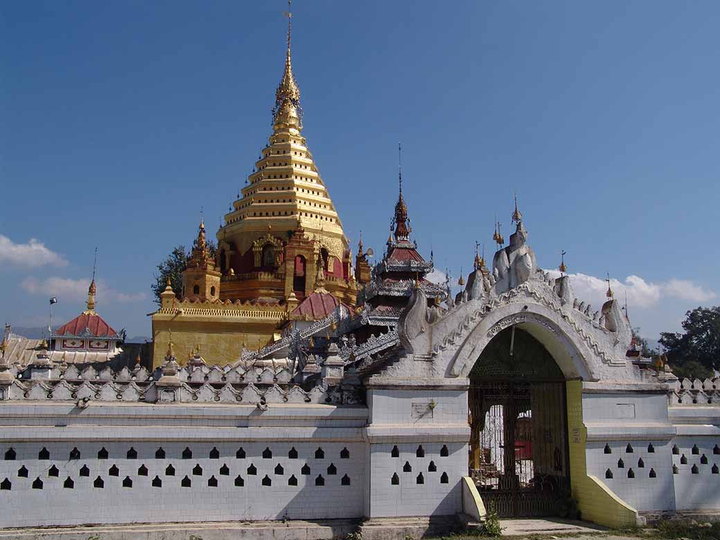 Yadana Man Aung Paya