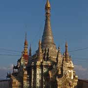 Pagoda along Nan Chaung