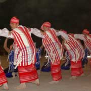 Karen men dance