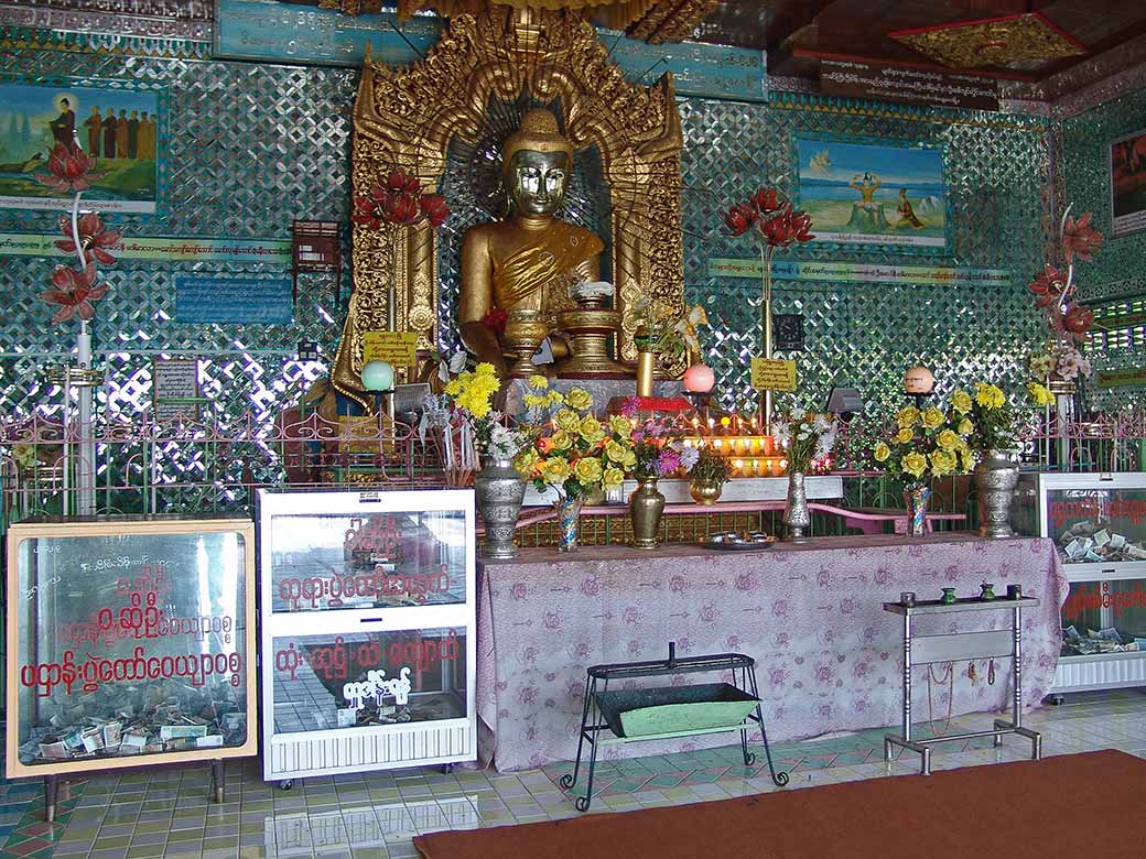 Shrine, Sagaing Hill