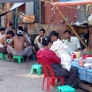 Sidewalk café