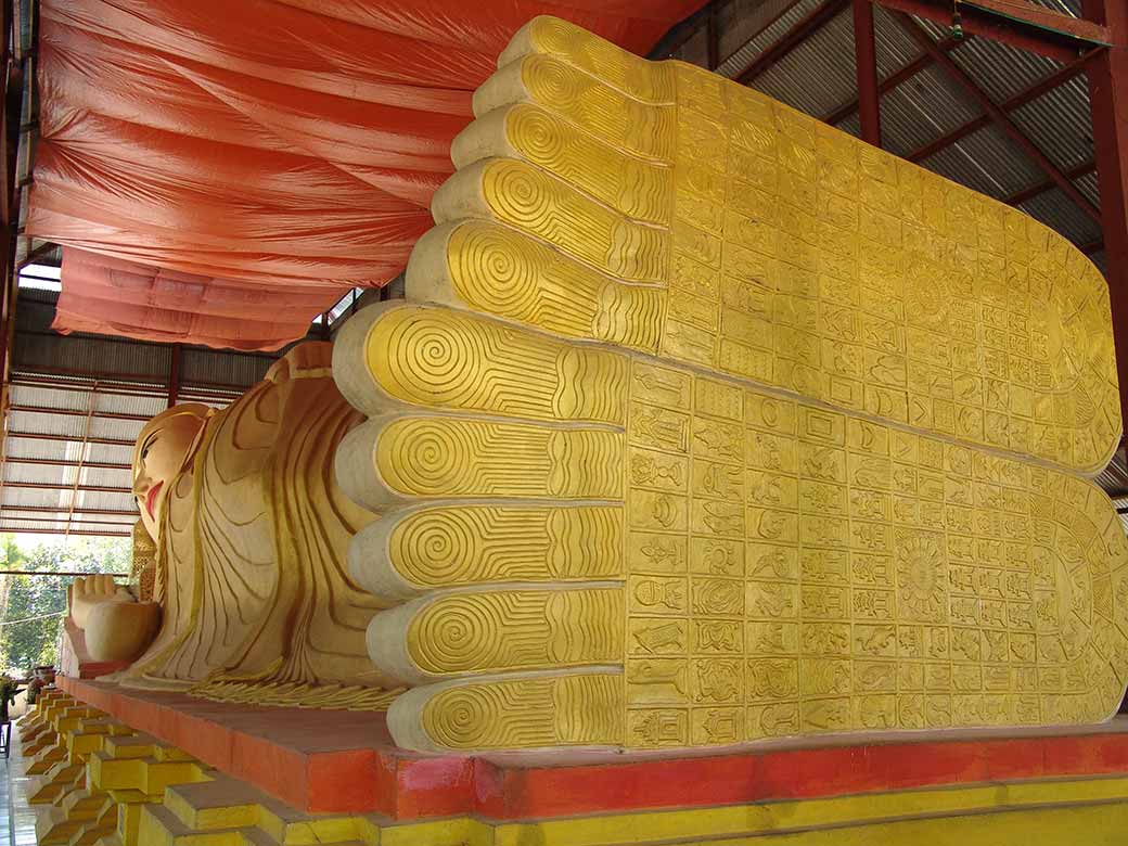 Reclining Buddha