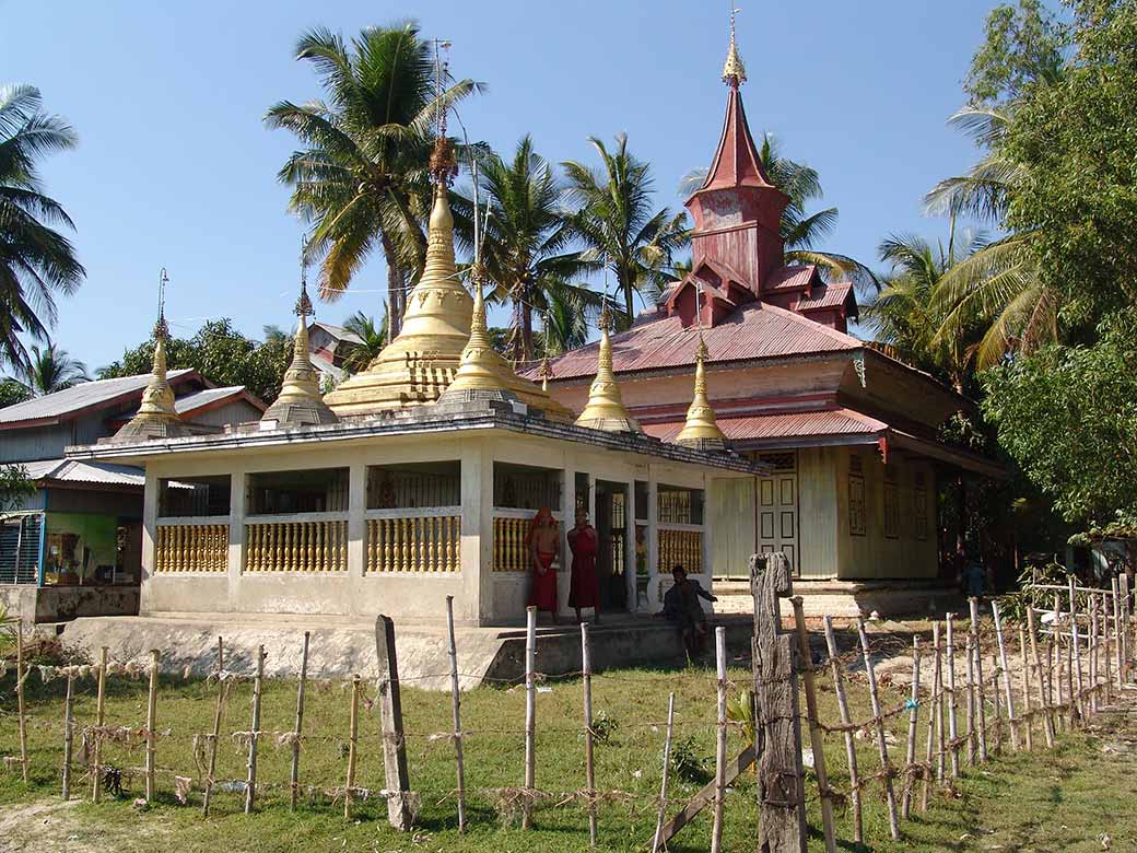 Temple in Letkhokkon