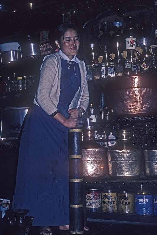 Pasang churning butter tea