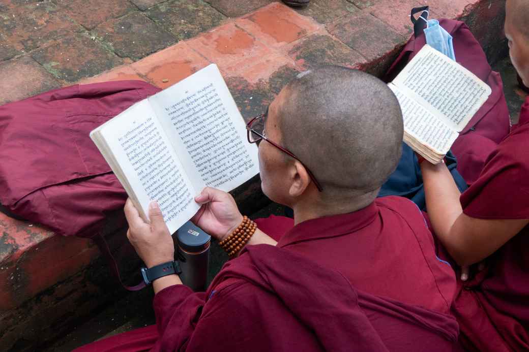 Buddhist nun, Swayambunath