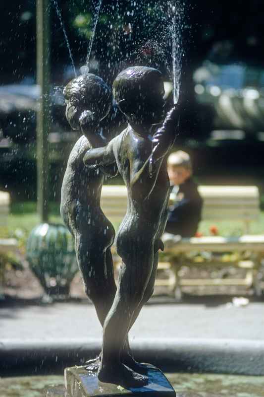 Fountain statue, Levanger