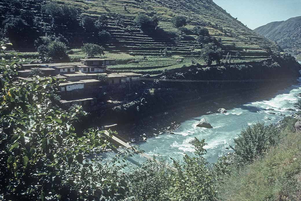 Darolai Local Bridge