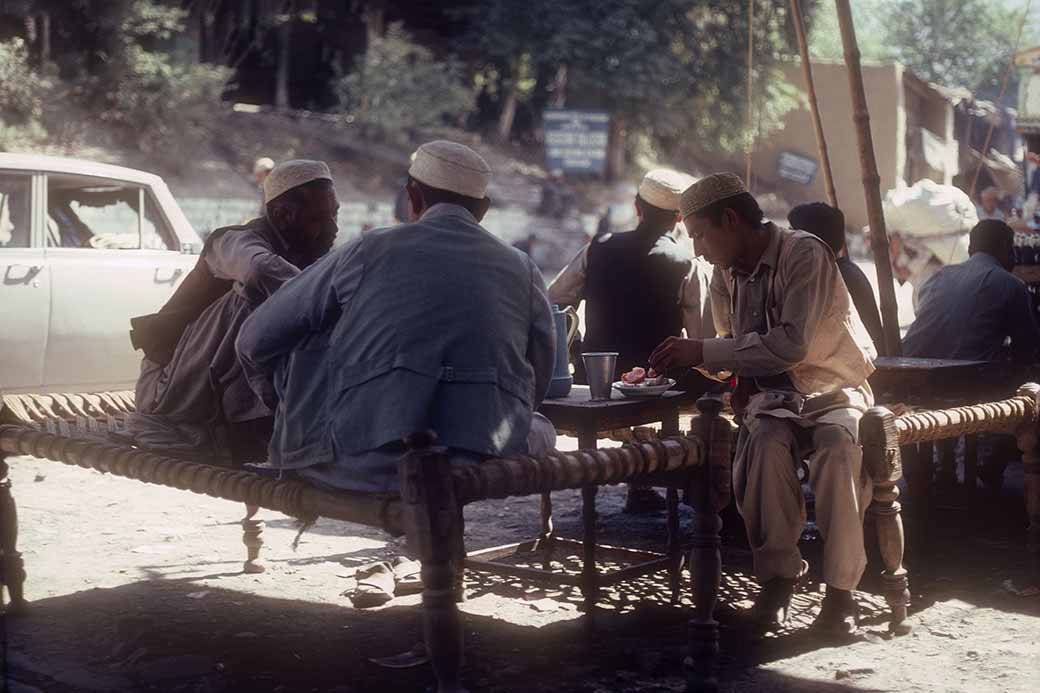 Men in tea house, Torkham