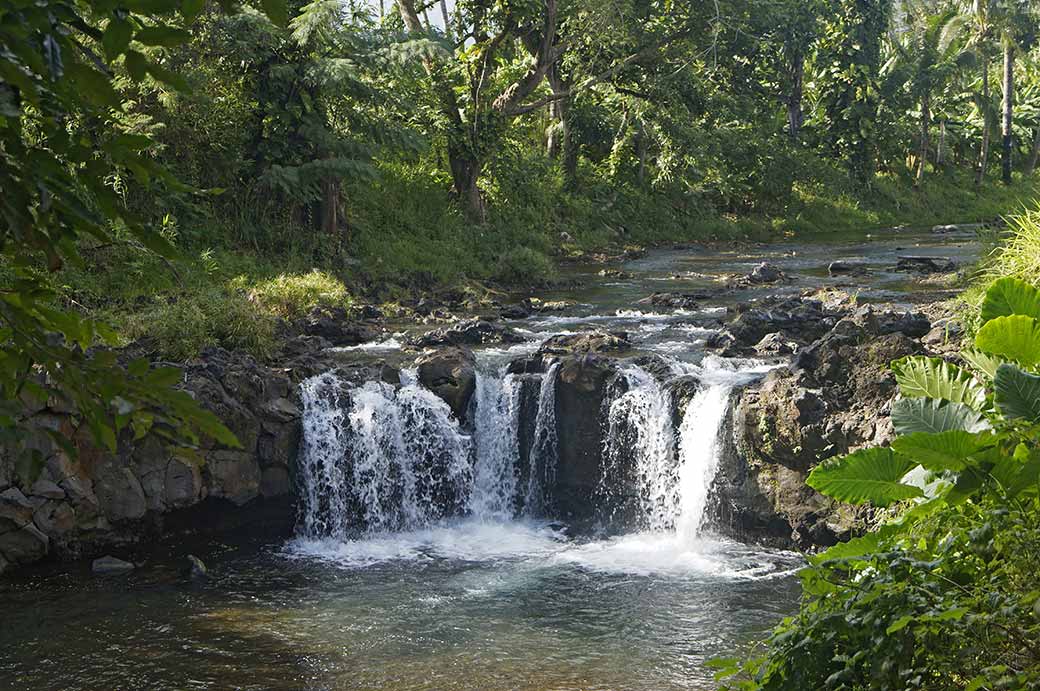 Vaisigano waterfall