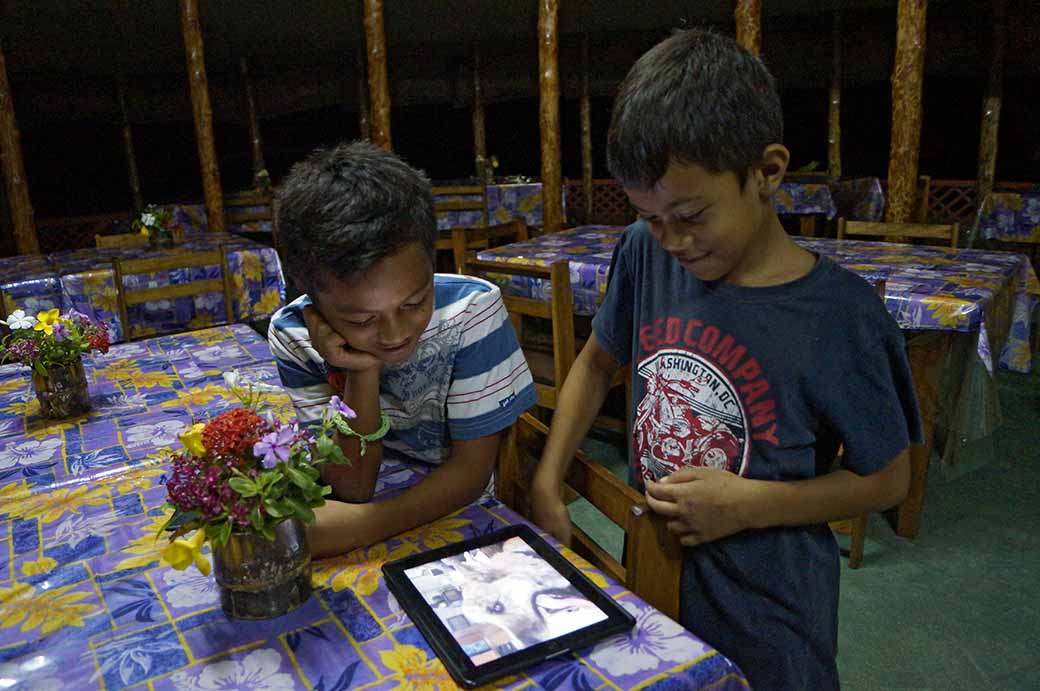 Boys with iPad
