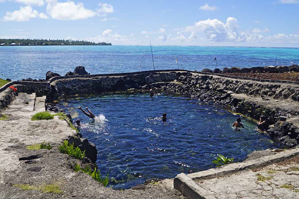 Fresh water pool